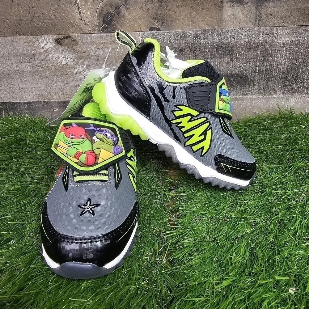New Mutant Ninja Turtles Light-Up Sneakers | 7